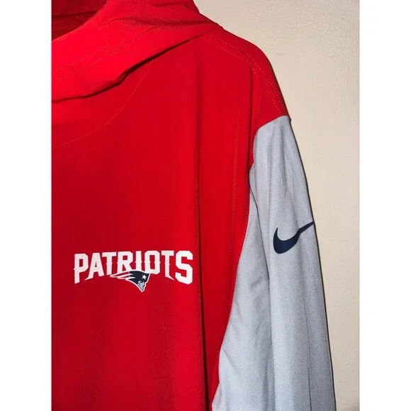 Nike NFL New England Patriots Team Issue PE Sideline 1/2 Zip Hoodie Jacket 2XL
